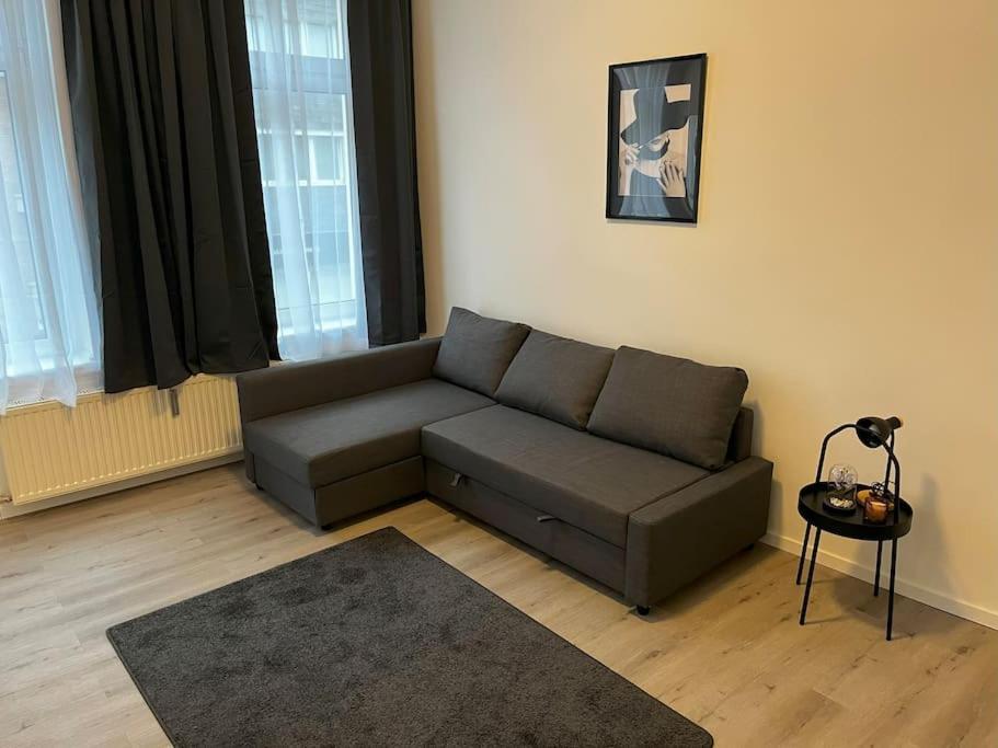City Apartment On The Rhine, Кёльн Экстерьер фото
